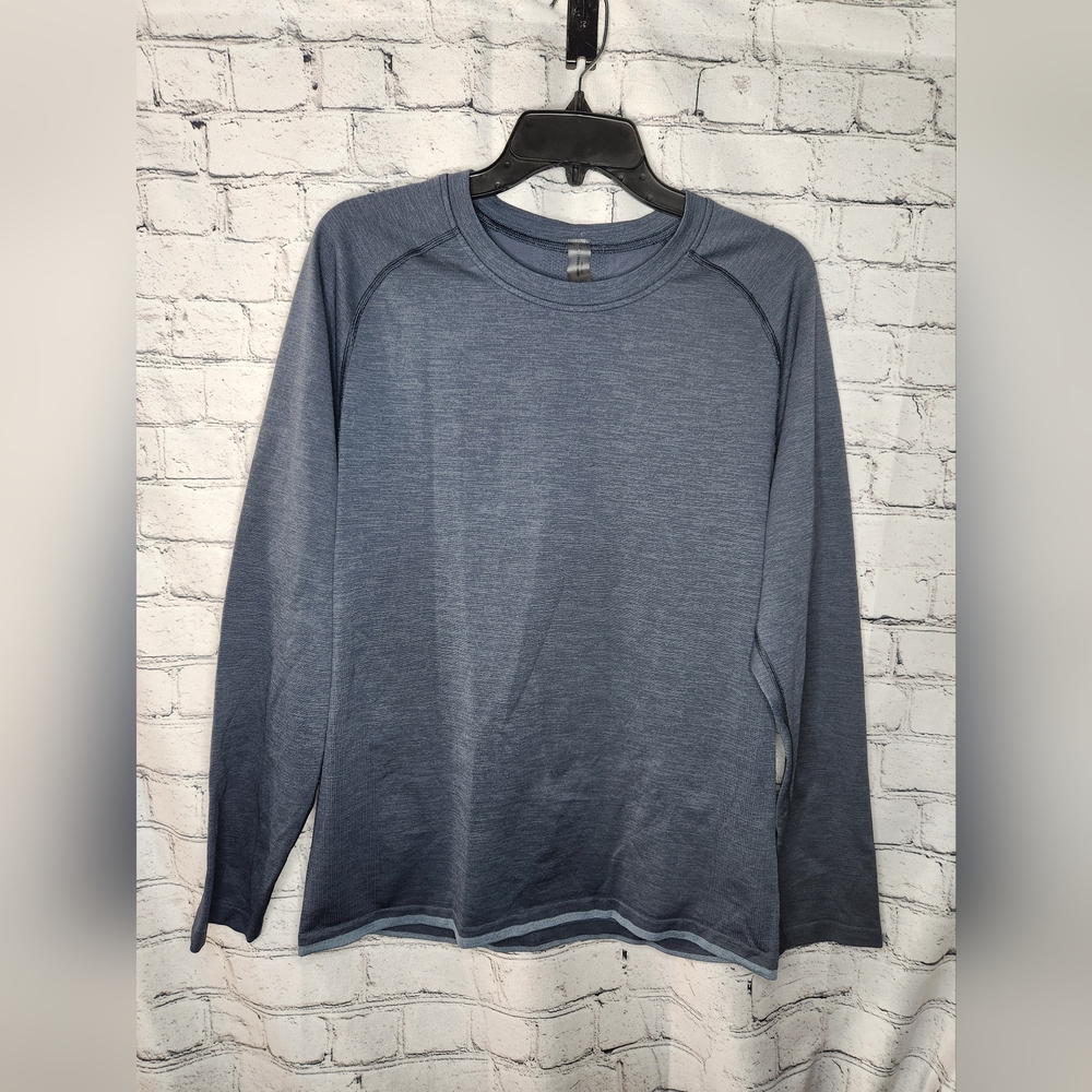 Outdoor Voices Men's Long Sleeve Activer Wear Shirt‎ Size Small